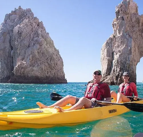 Private Los Cabos Arch and Playa del Amor Tour by Glass Bottom Kayak