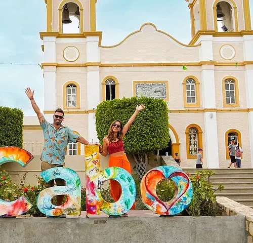 6-Hour Guided City and Cruise Tour of Los Cabos with Lunch
