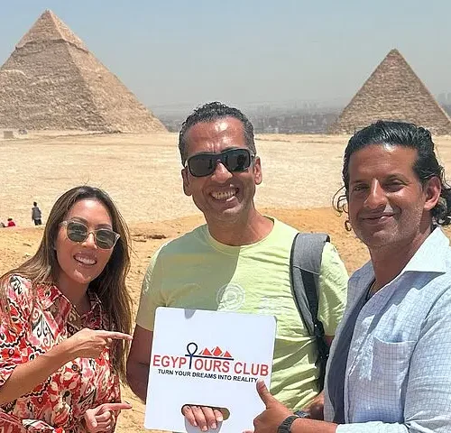 The grand Egyptian museum, the Pyramids of Giza and Sphinx private day tour