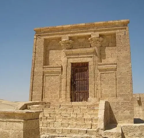 Tell el-Amarna unusual Private day tour